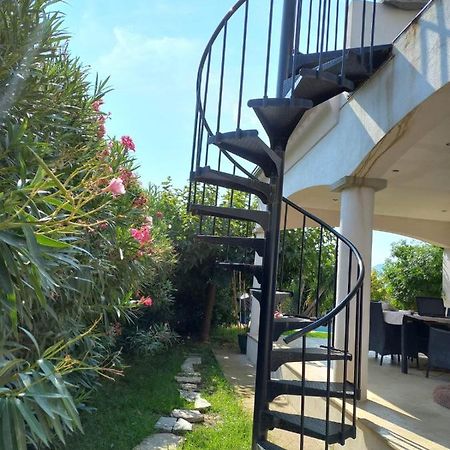 Apartament Afa Butrone Sarrola Zewnętrze zdjęcie